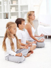 family-meditating