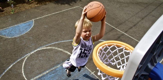 child sports basketball